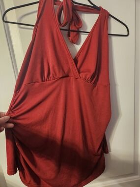 SHEIN Curve Deep Red Halter Tank Top